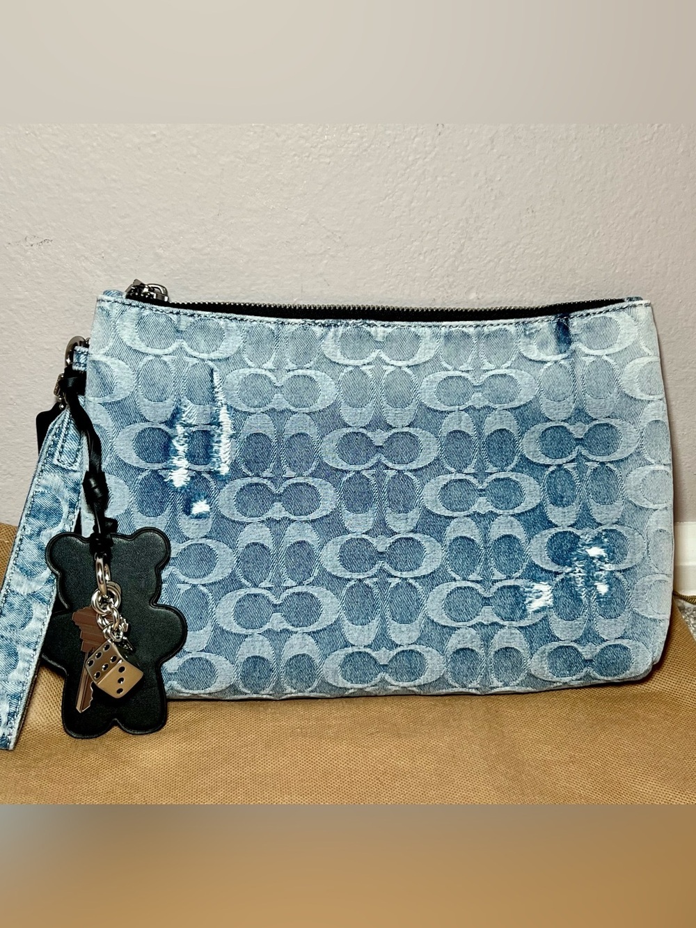 Coach Pouch In Loved Signature Denim With Charms CEU09 Light Indigo
